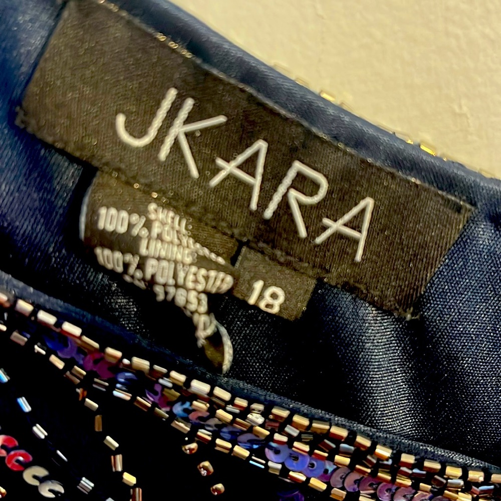 Size 18 gown from Jake’s